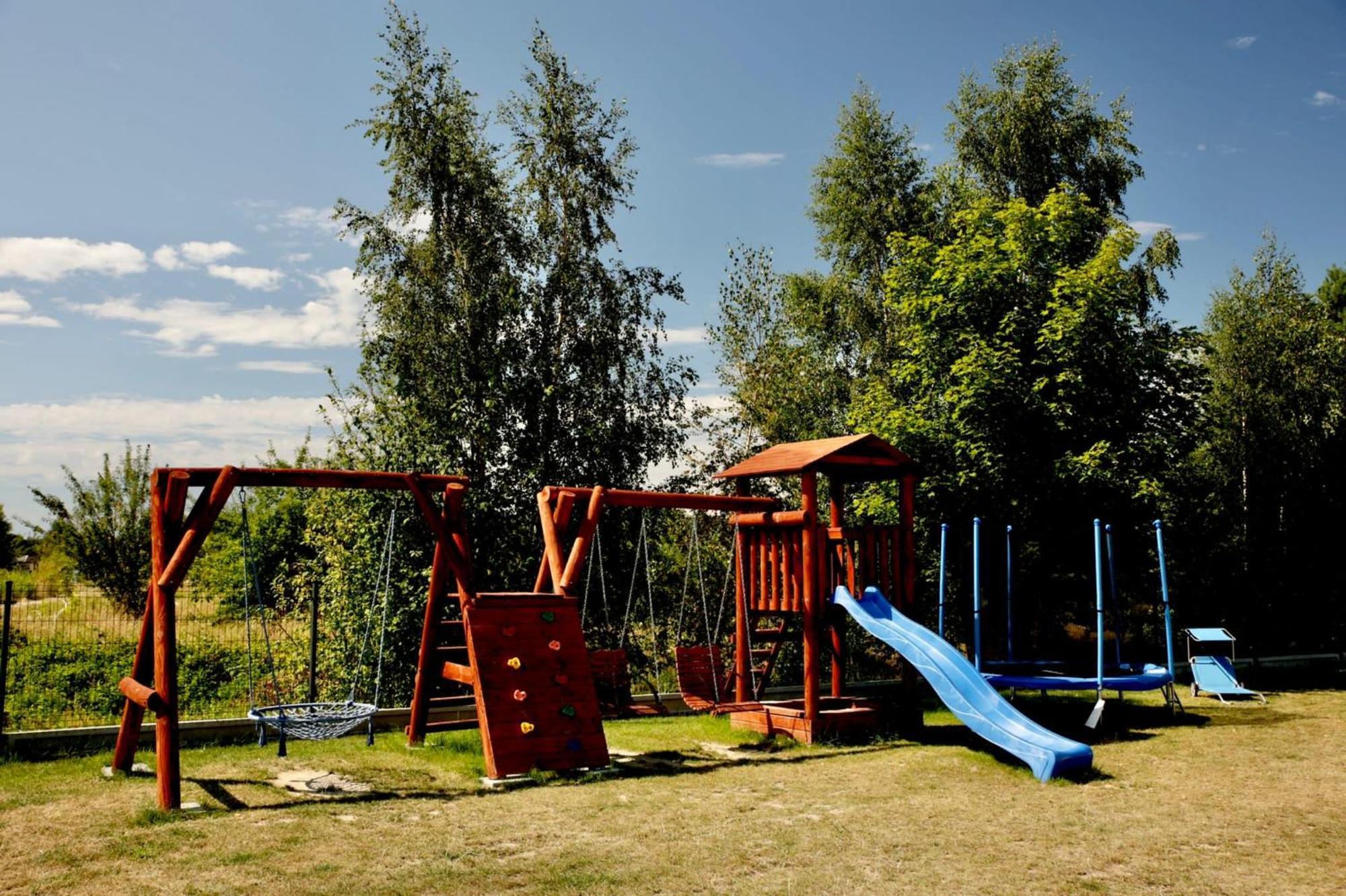 Chatki U Agatki Jezierzany Exteriör bild